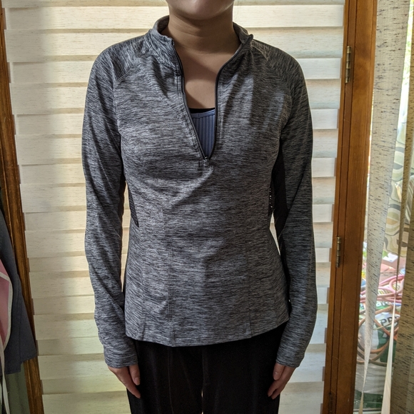 Mta Sport Girls workout pullover Size Small - Picture 1 of 4